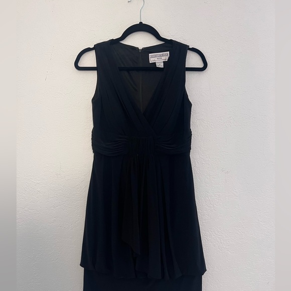 Dress - Picture 2 of 6